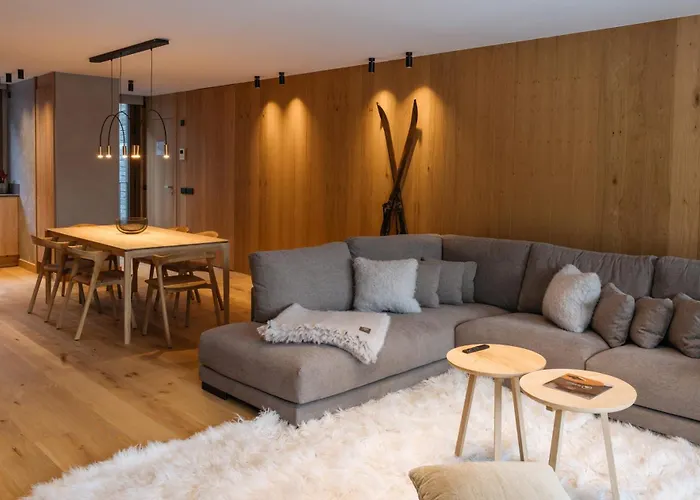 Isard Residences By Leo