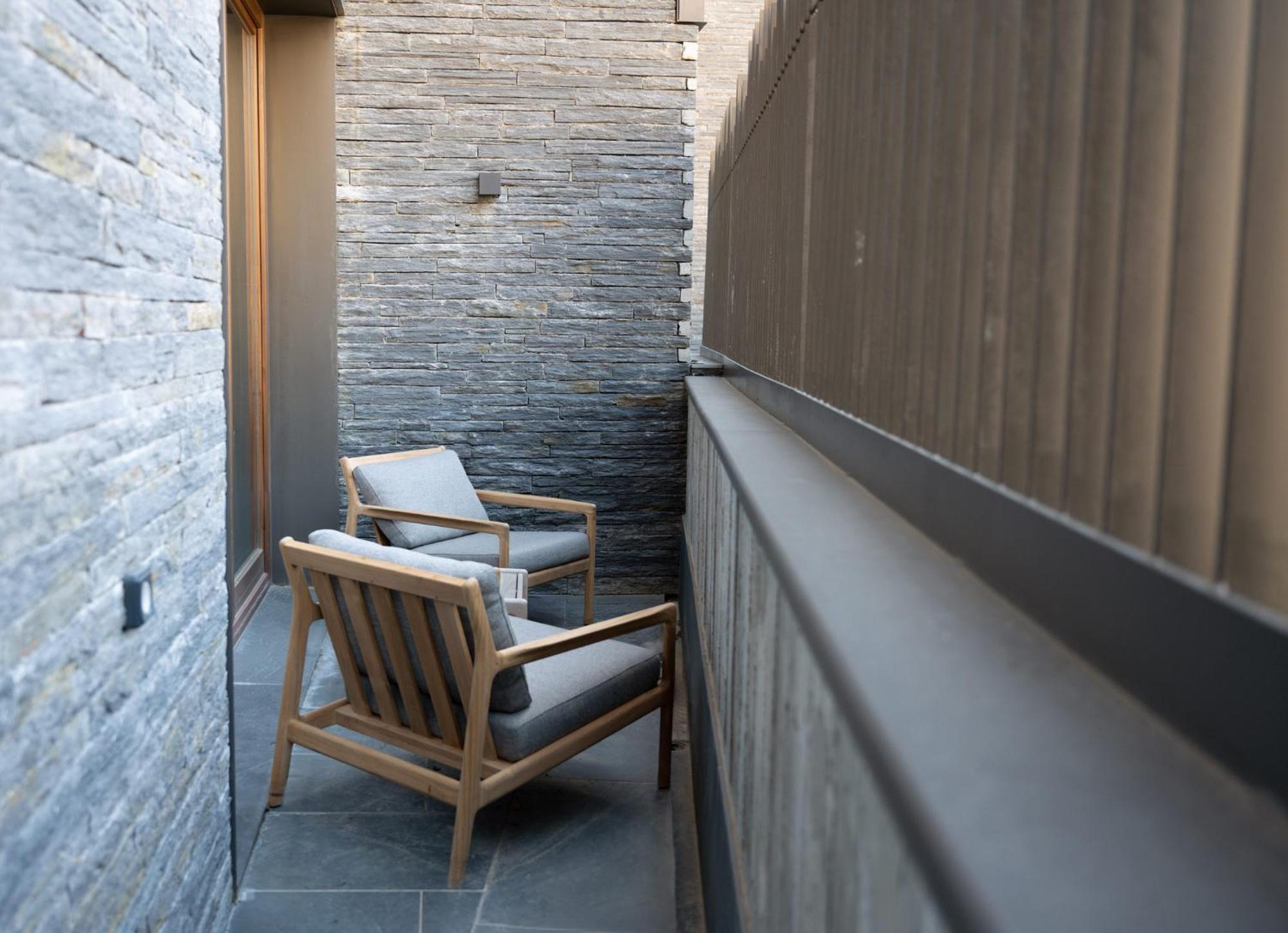 Isard Residences By Leo Apartamento